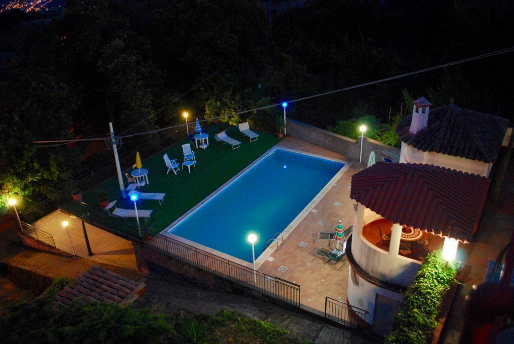 Al Villino Sunshine In Villa Con Piscina Ed Idromassaggio Sant'Alfio Екстер'єр фото