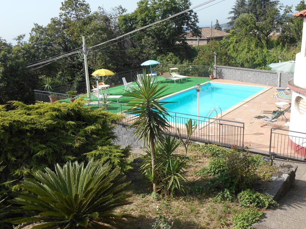 Al Villino Sunshine In Villa Con Piscina Ed Idromassaggio Sant'Alfio Екстер'єр фото
