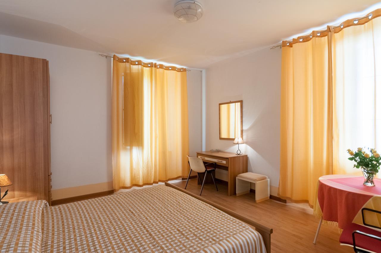Al Villino Sunshine In Villa Con Piscina Ed Idromassaggio Sant'Alfio Екстер'єр фото